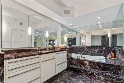 Condo in Fort Lauderdale, Florida, 3 bedrooms  № 1861367 - photo 30