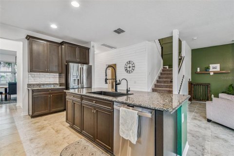 Casa en venta en Wesley Chapel, Florida, 5 dormitorios, 328.04 m2 № 1913449 - foto 18