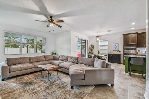 Casa en venta en Wesley Chapel, Florida, 5 dormitorios, 328.04 m2 № 1913449 - foto 30