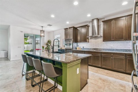 Casa en venta en Wesley Chapel, Florida, 5 dormitorios, 328.04 m2 № 1913449 - foto 16