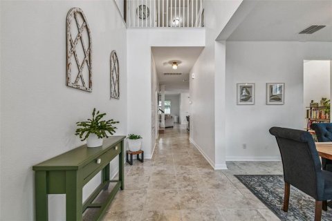 Casa en venta en Wesley Chapel, Florida, 5 dormitorios, 328.04 m2 № 1913449 - foto 7