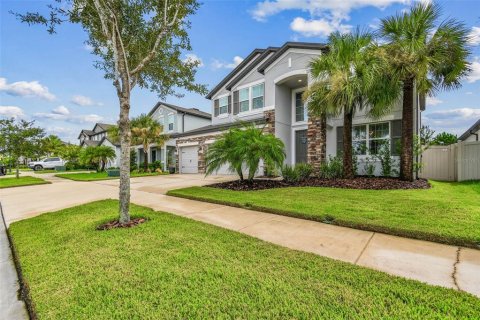 Casa en venta en Wesley Chapel, Florida, 5 dormitorios, 328.04 m2 № 1913449 - foto 3