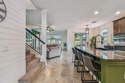Casa en venta en Wesley Chapel, Florida, 5 dormitorios, 328.04 m2 № 1913449 - foto 28