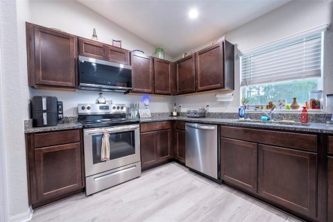 Casa en venta en Citrus Springs, Florida, 4 dormitorios, 145.95 m2 № 2384372 - foto 5