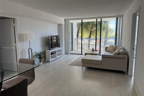 Condo in Aventura, Florida, 2 bedrooms  № 1980508 - photo 28