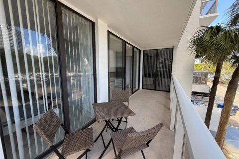 Condo in Aventura, Florida, 2 bedrooms  № 1980508
