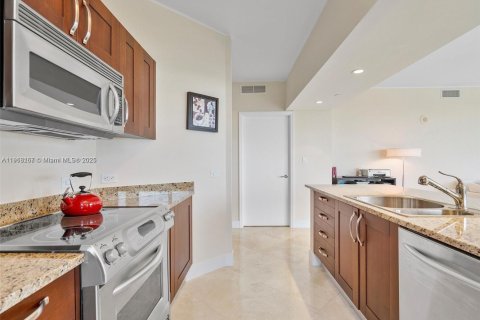 Снять в аренду кондоминиум в Авентура, Флорида 2 спальни, 121.89м2, № 1973005 - фото 9