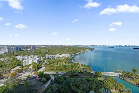 Condominio en venta en Miami, Florida, 1 dormitorio, 70.7 m2 № 2032291 - foto 29