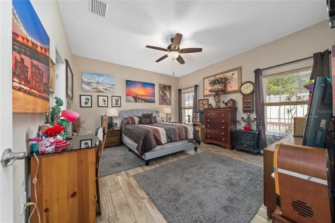 Casa en venta en Kissimmee, Florida, 3 dormitorios, 146.6 m2 № 1903734 - foto 14