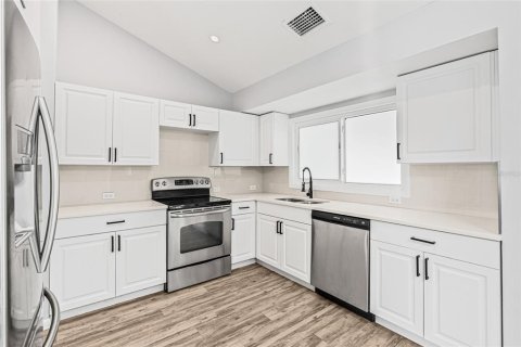 Villa ou maison à vendre à Naples, Floride: 3 chambres, 104.61 m2 № 2410540 - photo 3