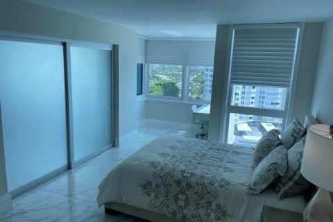 Condo in Pompano Beach, Florida, 2 bedrooms  № 2246780 - photo 26