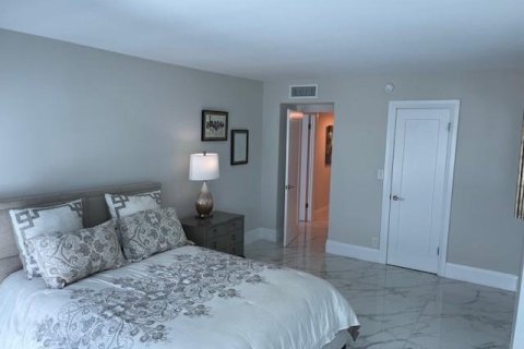 Condo in Pompano Beach, Florida, 2 bedrooms  № 2246780 - photo 29