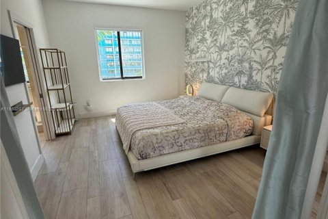Condominio en venta en Bay Harbor Islands, Florida, 5 dormitorios, 248.51 m2 № 1857254 - foto 23