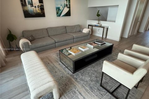 Condominio en venta en Bay Harbor Islands, Florida, 5 dormitorios, 248.51 m2 № 1857254 - foto 26