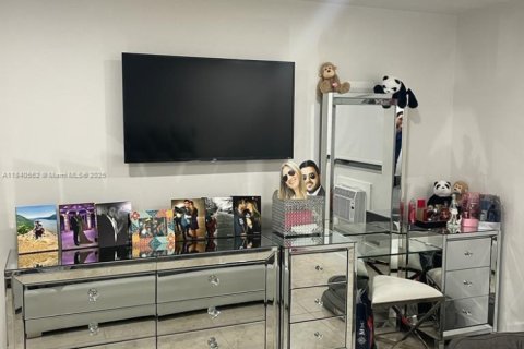 Condominio en venta en Miami Gardens, Florida, 1 dormitorio, 88.63 m2 № 1830781 - foto 12