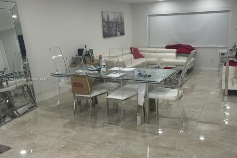 Condominio en venta en Miami Gardens, Florida, 1 dormitorio, 88.63 m2 № 1830781 - foto 6