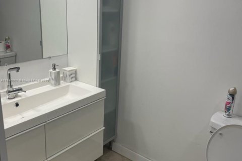 Condominio en venta en Miami Gardens, Florida, 1 dormitorio, 88.63 m2 № 1830781 - foto 9