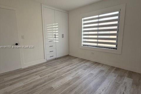 House in Miami, Florida 3 bedrooms, 98.1 sq.m. № 1967579 - photo 11