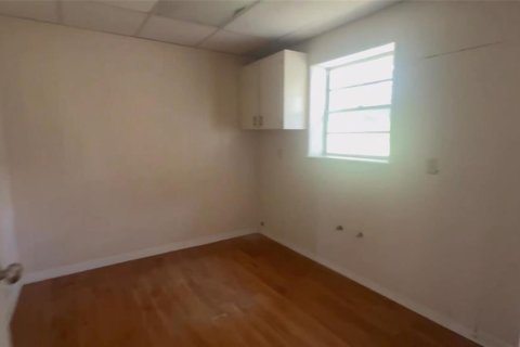 Commercial property in Winter Haven, Florida № 1776716 - photo 6