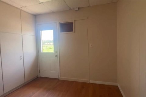 Commercial property in Winter Haven, Florida № 1776716 - photo 9