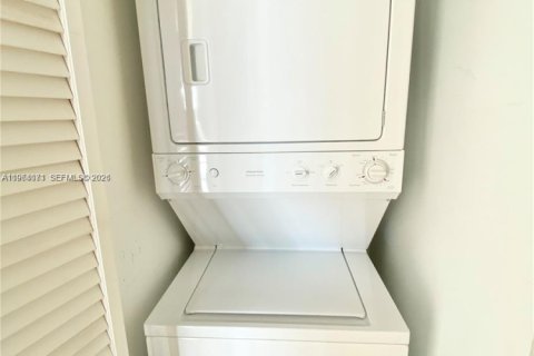 Copropriété à louer à Miami, Floride: 1 chambre, 64.38 m2 № 2029086 - photo 10