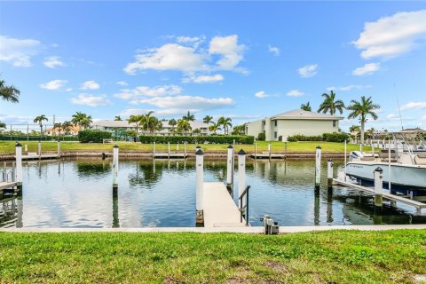 Condominio en venta en Punta Gorda, Florida, 2 dormitorios, 130.53 m2 № 2097791 - foto 4