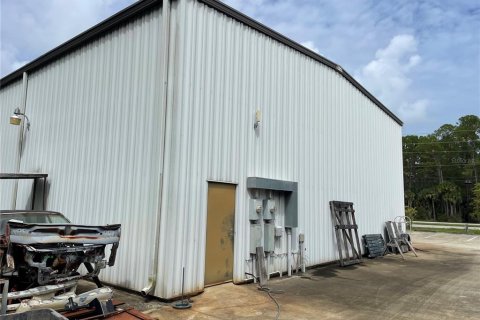 Commercial property in Bunnell, Florida 1337.79 sq.m. № 2102318 - photo 11