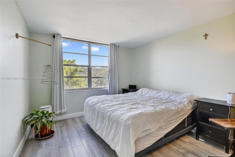 Condominio en venta en Plantation, Florida, 1 dormitorio, 63.17 m2 № 1943566 - foto 13