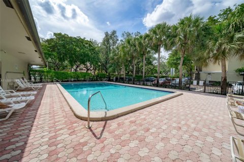 Condominio en venta en Plantation, Florida, 1 dormitorio, 63.17 m2 № 1943566 - foto 23