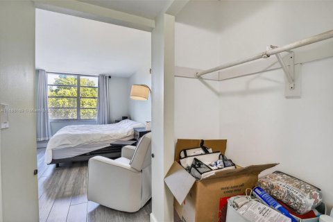 Condominio en venta en Plantation, Florida, 1 dormitorio, 63.17 m2 № 1943566 - foto 15