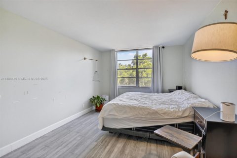 Condominio en venta en Plantation, Florida, 1 dormitorio, 63.17 m2 № 1943566 - foto 14
