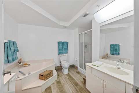 Condo in Ponce Inlet, Florida, 3 bedrooms  № 1773742 - photo 25