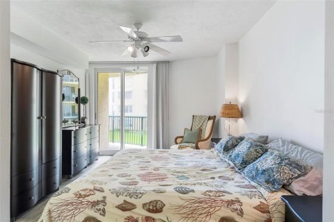 Condo in Ponce Inlet, Florida, 3 bedrooms  № 1773742 - photo 24