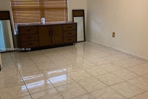 Touwnhouse à louer à Oakland Park, Floride: 2 chambres, 92.9 m2 № 2171239 - photo 7