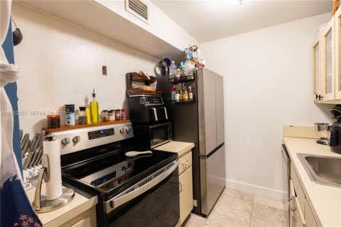 Condominio en venta en Miami, Florida, 1 dormitorio, 81.29 m2 № 2023717 - foto 9