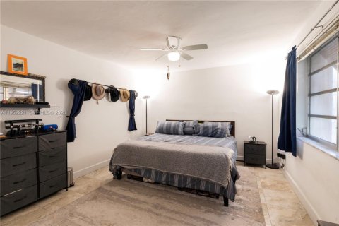 Condominio en venta en Miami, Florida, 1 dormitorio, 81.29 m2 № 2023717 - foto 16