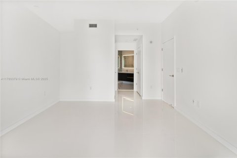 Copropriété à vendre à Miami, Floride: 2 chambres, 144.93 m2 № 2018733 - photo 18