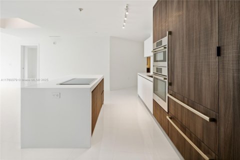 Copropriété à vendre à Miami, Floride: 2 chambres, 144.93 m2 № 2018733 - photo 4