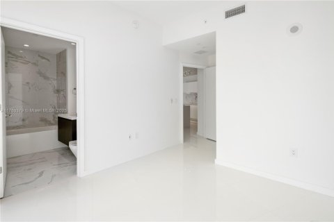 Copropriété à vendre à Miami, Floride: 2 chambres, 144.93 m2 № 2018733 - photo 12