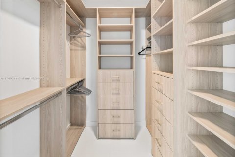 Copropriété à vendre à Miami, Floride: 2 chambres, 144.93 m2 № 2018733 - photo 19