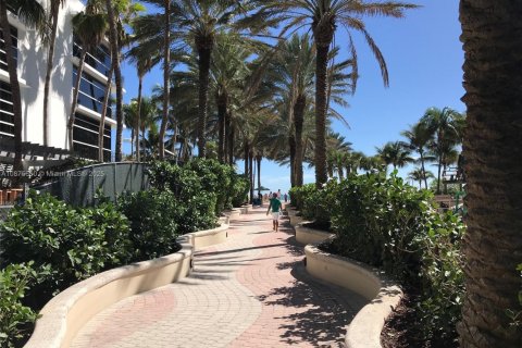 Copropriété à louer à Miami Beach, Floride: 51.1 m2 № 1812078 - photo 23