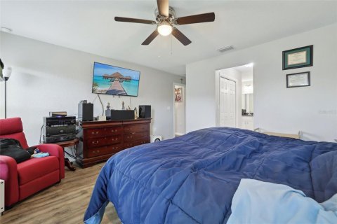 House in Ocala, Florida 3 bedrooms, 154.96 sq.m. № 1733609 - photo 15