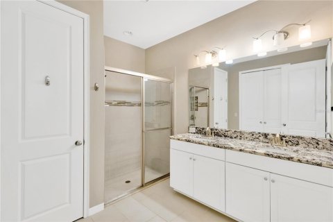 House in Land O' Lakes, Florida 3 bedrooms, 194.26 sq.m. № 1541765 - photo 9
