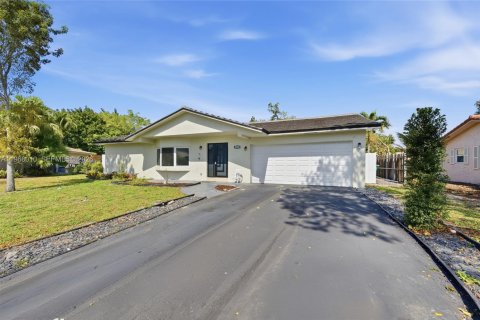 Casa en venta en Coral Springs, Florida, 3 dormitorios, 172.43 m2 № 2032195 - foto 3