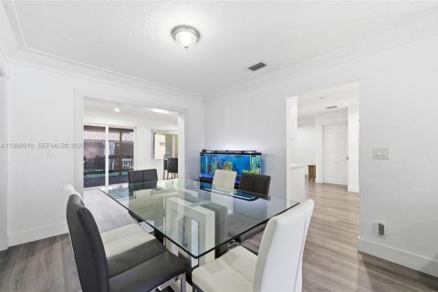 Casa en venta en Coral Springs, Florida, 3 dormitorios, 172.43 m2 № 2032195 - foto 20