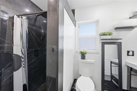 Casa en venta en Coral Springs, Florida, 3 dormitorios, 172.43 m2 № 2032195 - foto 26