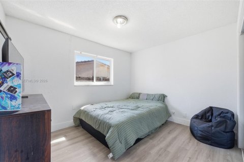 Casa en venta en Coral Springs, Florida, 3 dormitorios, 172.43 m2 № 2032195 - foto 27