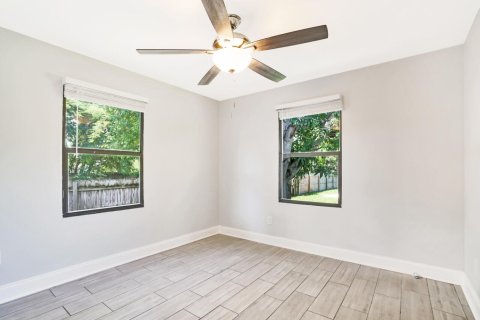 Propiedad comercial en venta en Delray Beach, Florida, 176.51 m2 № 2192453 - foto 24