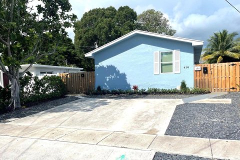 Propiedad comercial en venta en Delray Beach, Florida, 176.51 m2 № 2192453 - foto 3