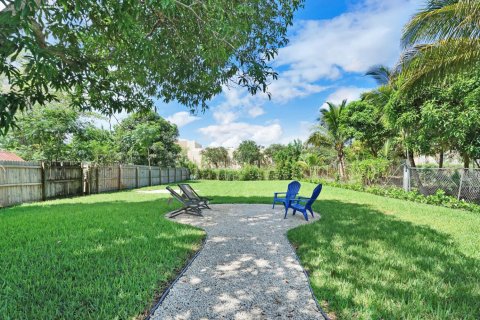 Propiedad comercial en venta en Delray Beach, Florida, 176.51 m2 № 2192453 - foto 28